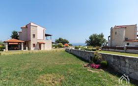 Villa Y Sea View